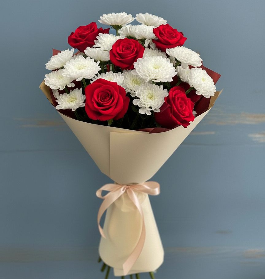 Букет цветов из: Розы и Хризантемы в Старом Осколе