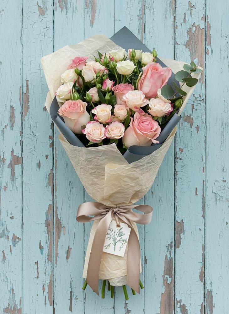 Букет цветов из: Розы в Старом Осколе