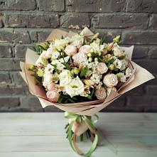 Букет цветов из:  Альстромерии, Розы и Хризантемы в Старом Осколе