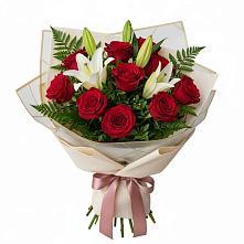 Букет цветов из:  Лилии и Розы в Старом Осколе