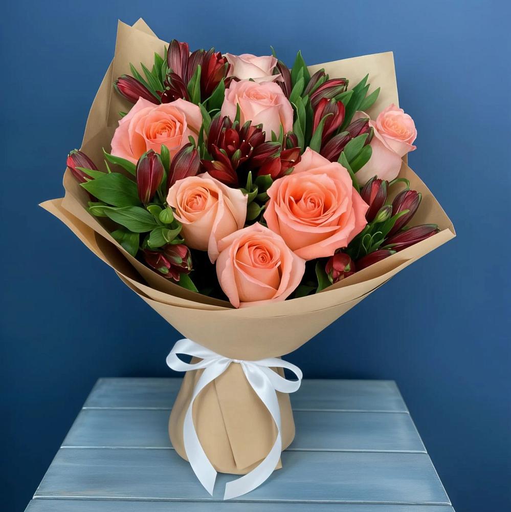 Букет цветов из: Розы и Альстромерии в Старом Осколе