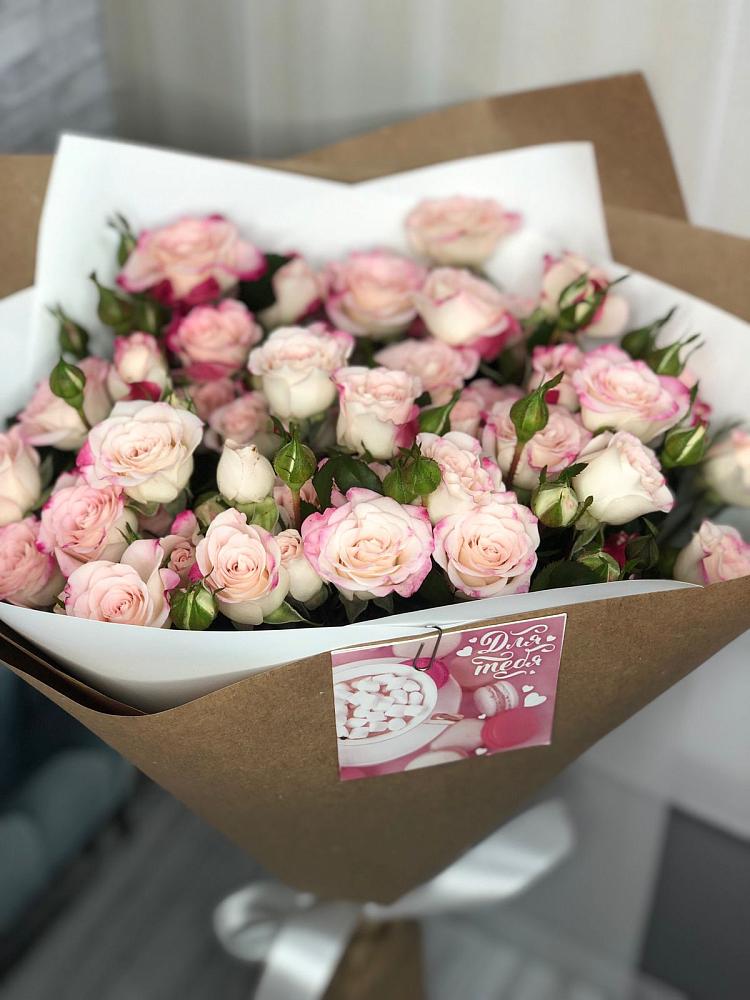 Букет цветов из: Розы в Старом Осколе