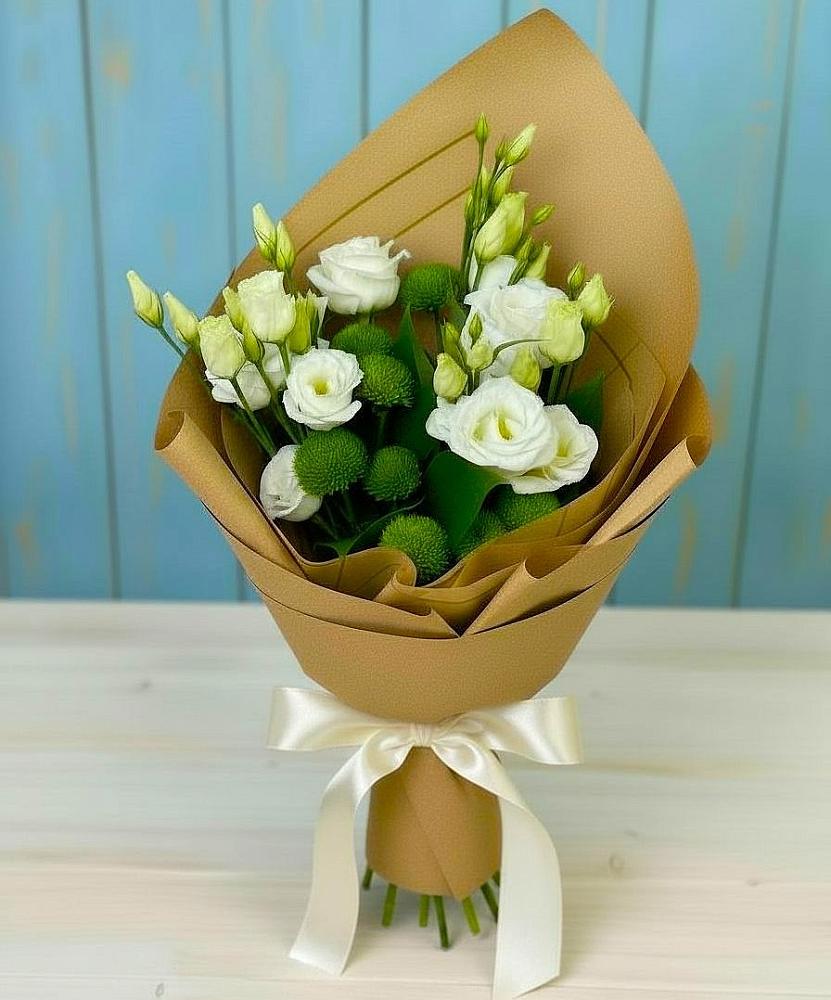 Букет цветов из: Хризантемы и Лизиантусы в Старом Осколе