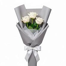 Букет 3 белые розы в Старом Осколе