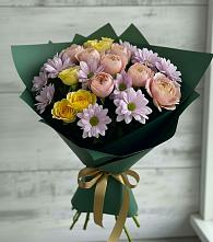 Букет цветов из:  Хризантемы и Розы в Старом Осколе