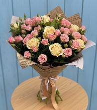 Букет цветов из:  Розы #REPLACE_PRED# Старом Осколе