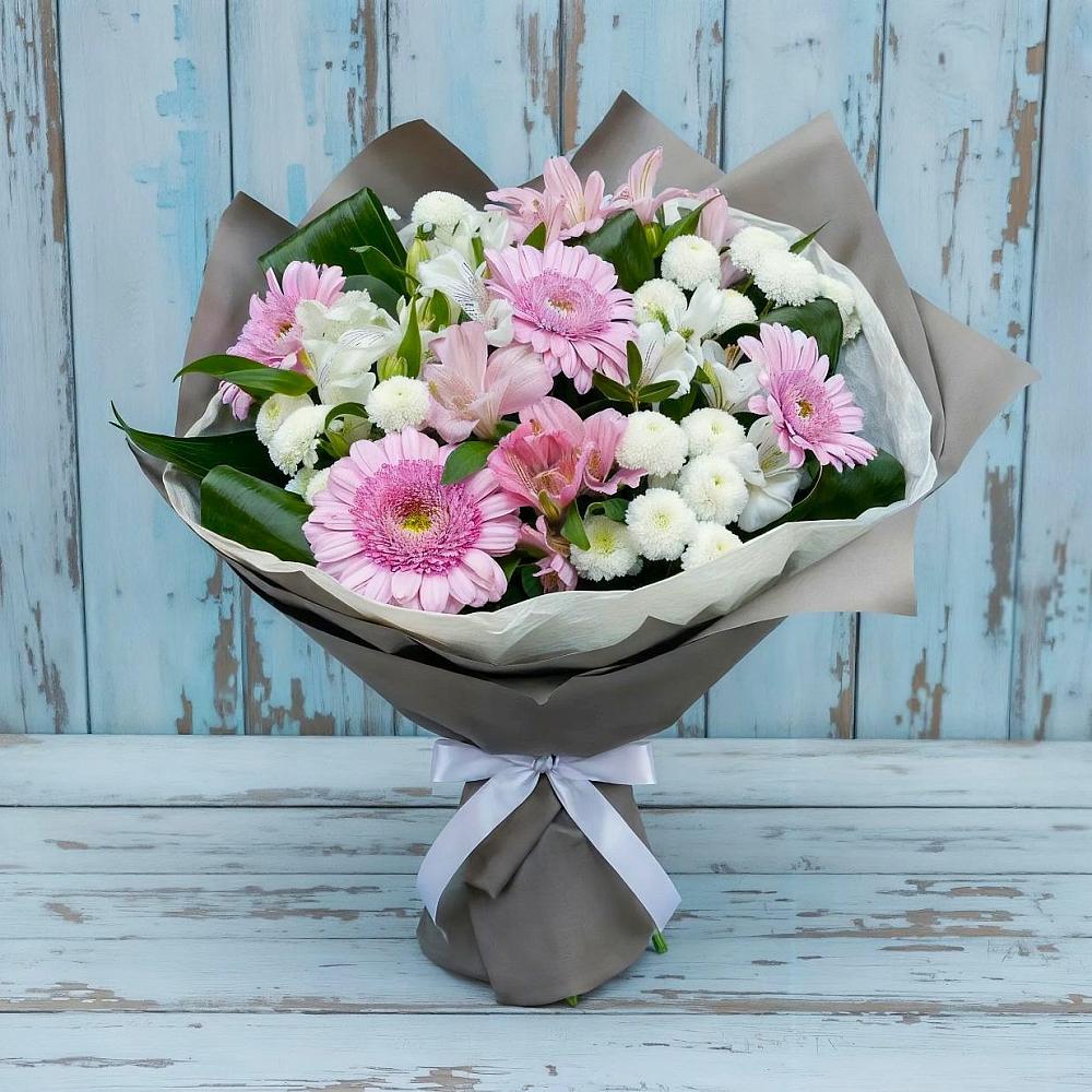 Букет цветов из: Герберы, Альстромерии и Хризантемы в Старом Осколе