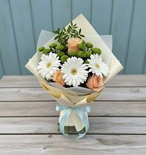 Букет цветов из:  Герберы, Розы и Хризантемы в Старом Осколе