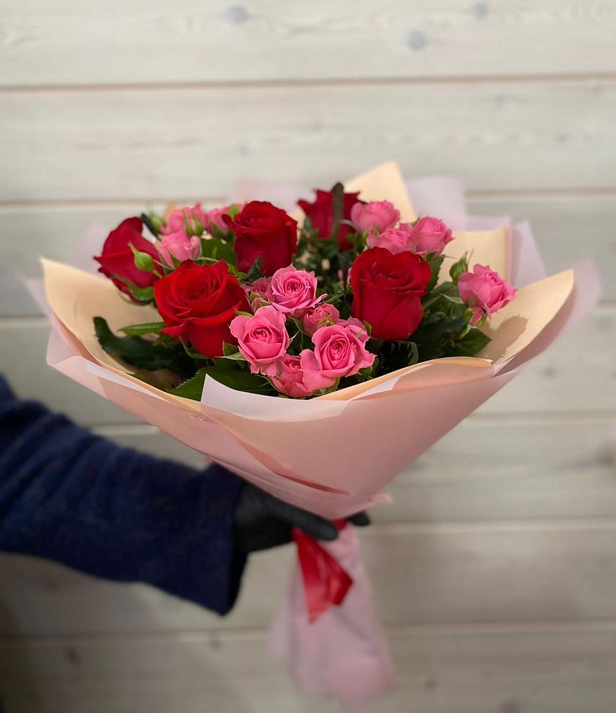 Букет цветов из: Розы в Старом Осколе