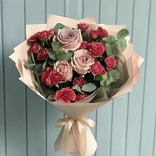 Букет цветов из:  Гвоздики и Розы в Старом Осколе