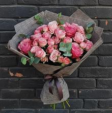 Букет цветов из:  Розы #REPLACE_PRED# Старом Осколе